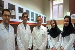 بازدید مسئولین و اعضای هیئت علمی بیمارستان فارابی از نخستین بانک اشک ایرانی